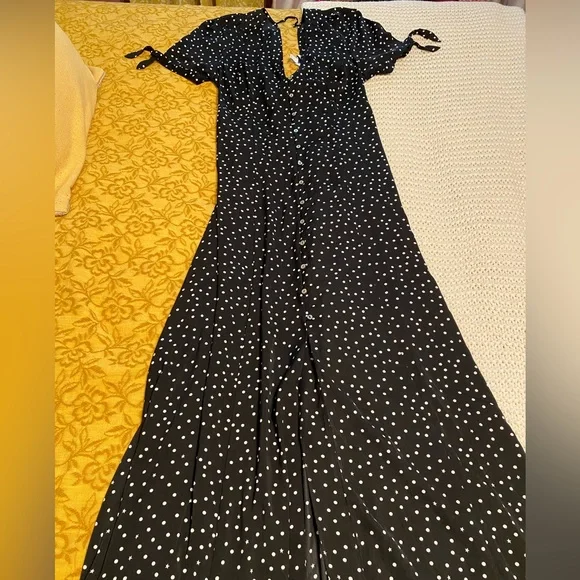 chinese dress ladies Black & White Floral Print Maxi Dress - All Dresses